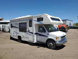 Vehiculos salvage en venta de Copart Colorado Springs, CO: 2001 Tioga 2001 Ford Econoline E450 Super Duty Cutaway Van