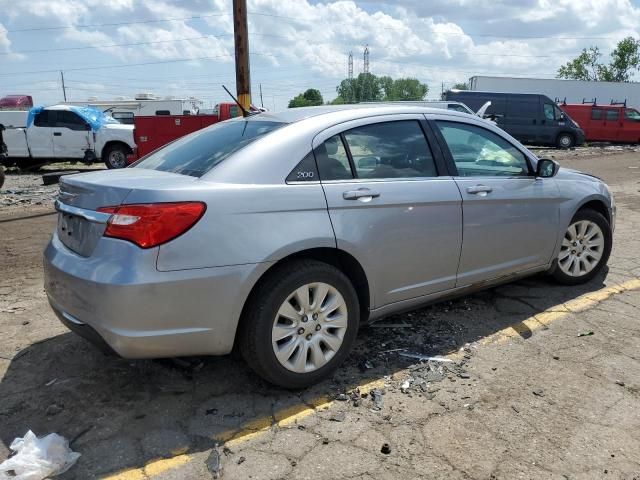 2013 Chrysler 200 LX