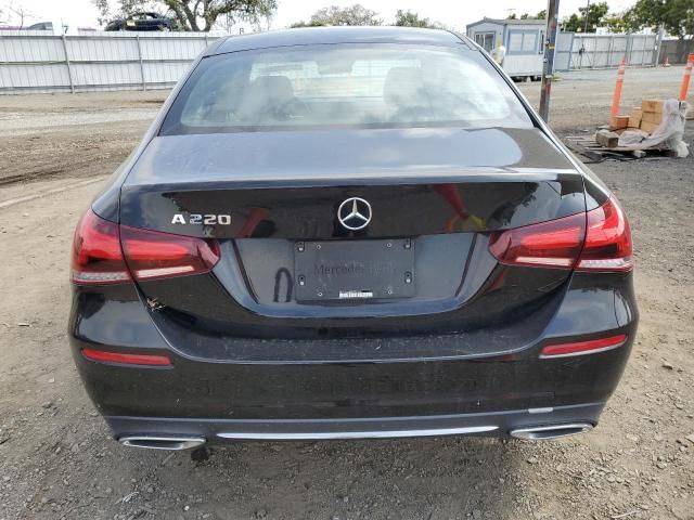 2019 Mercedes-Benz A 220