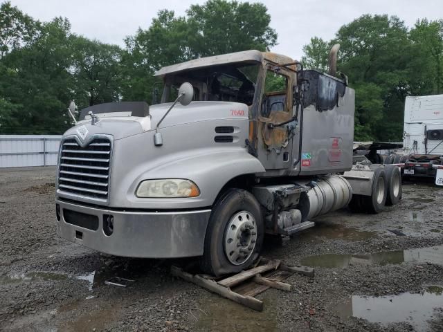 2012 Mack 600 CXU600