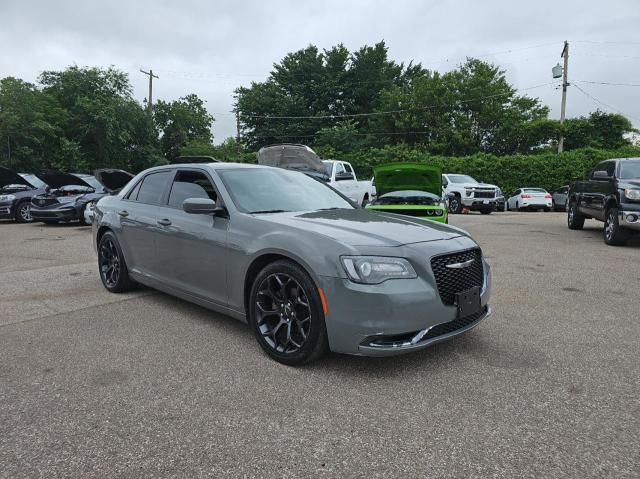 2019 Chrysler 300 S