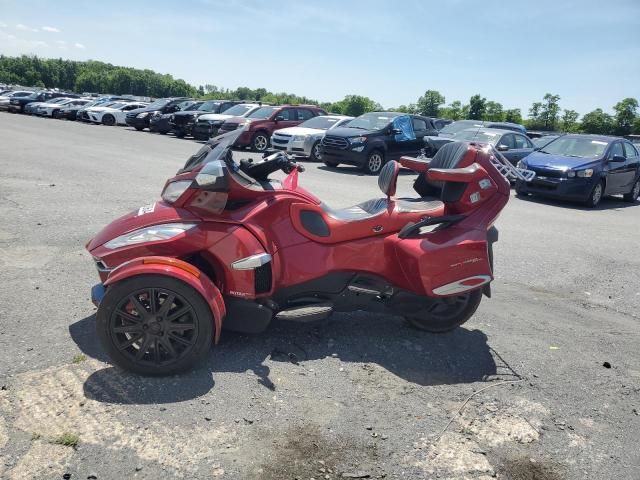 2016 Can-Am Spyder Roadster RT