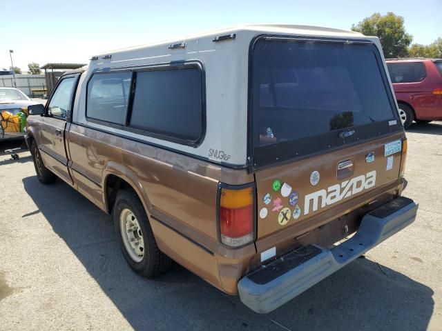 1986 Mazda B2000 Long BED