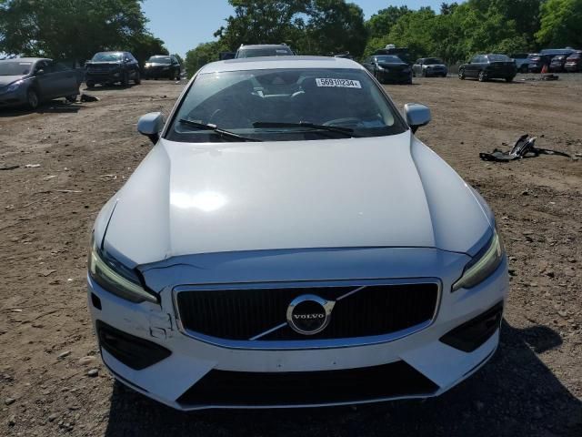 2019 Volvo S60 T5 Momentum