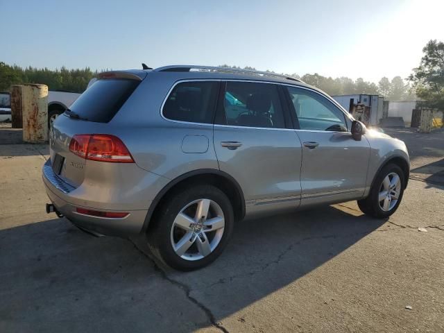 2012 Volkswagen Touareg Hybrid