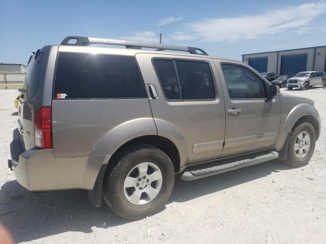 2006 Nissan Pathfinder LE