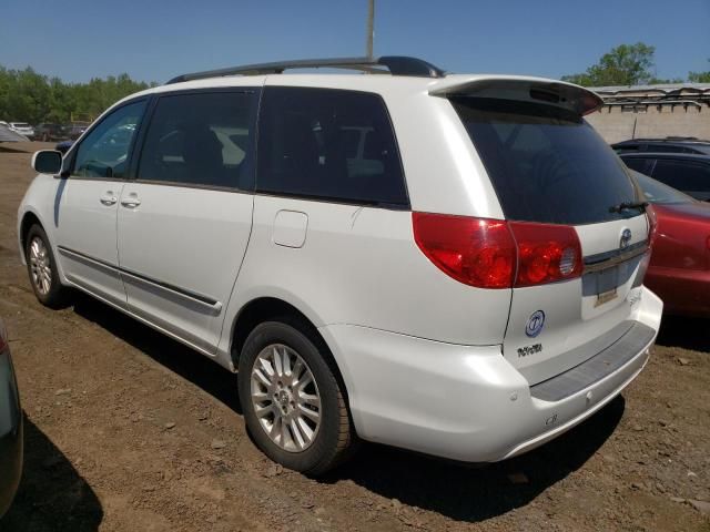 2009 Toyota Sienna XLE