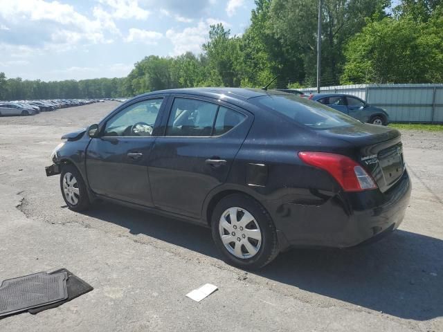 2013 Nissan Versa S