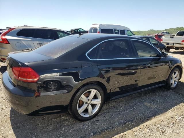 2014 Volkswagen Passat S