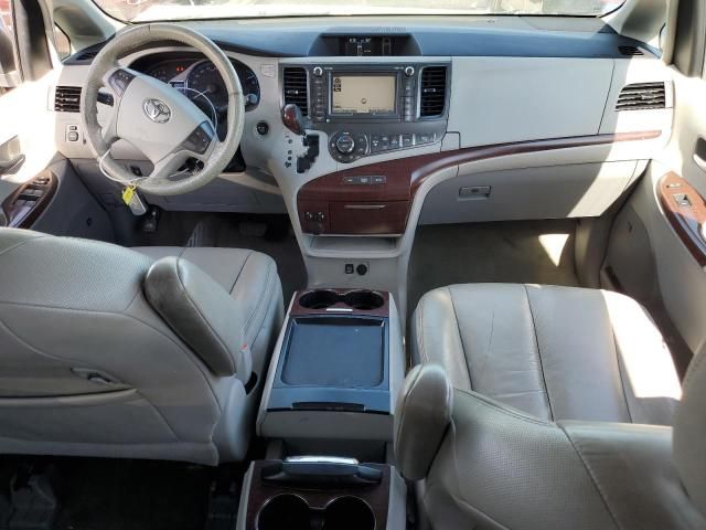 2011 Toyota Sienna XLE