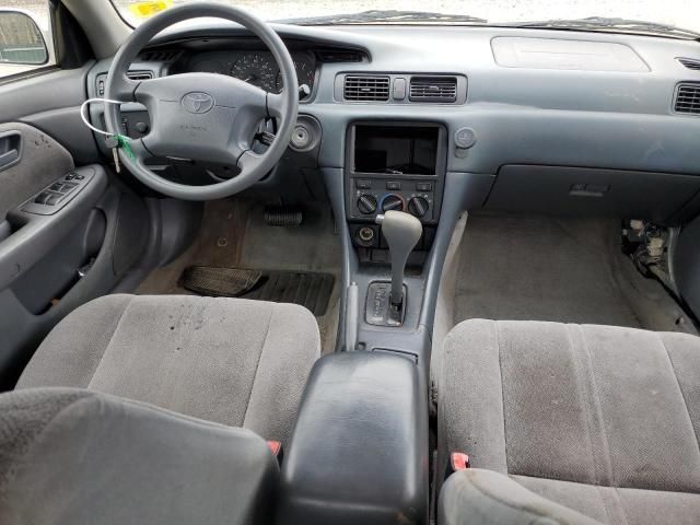 2000 Toyota Camry CE