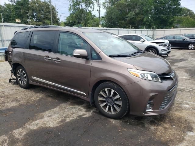 2019 Toyota Sienna XLE