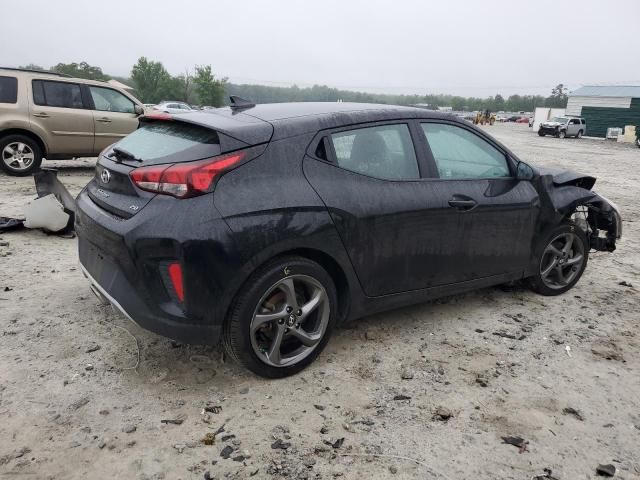 2019 Hyundai Veloster Base