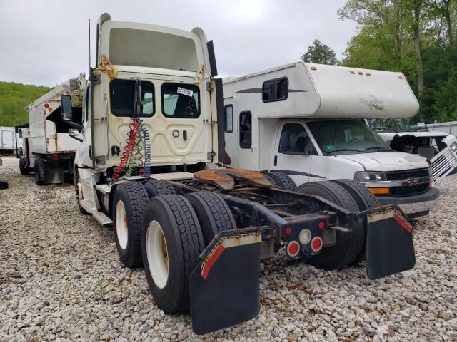 2021 Freightliner Cascadia 126