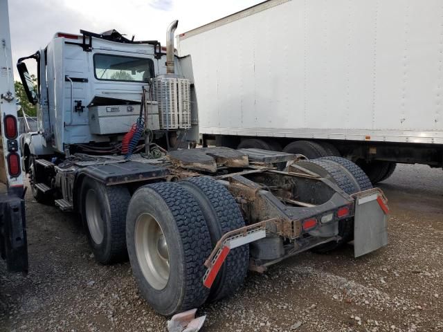 2012 Volvo VN VNL