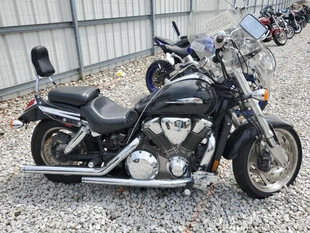 2003 Honda VTX1800 C