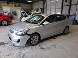 Hyundai Accent Vehiculos salvage en venta: 2017 Hyundai Accent SE