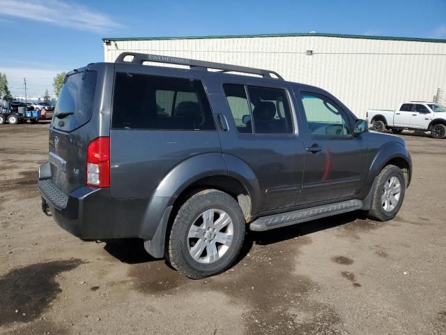 2006 Nissan Pathfinder LE