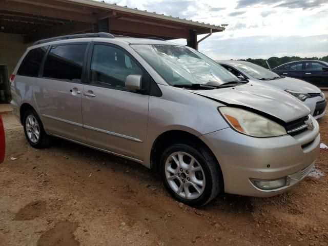 2005 Toyota Sienna XLE