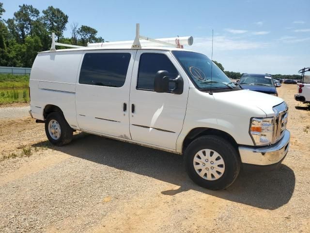 2013 Ford Econoline E350 Super Duty Van