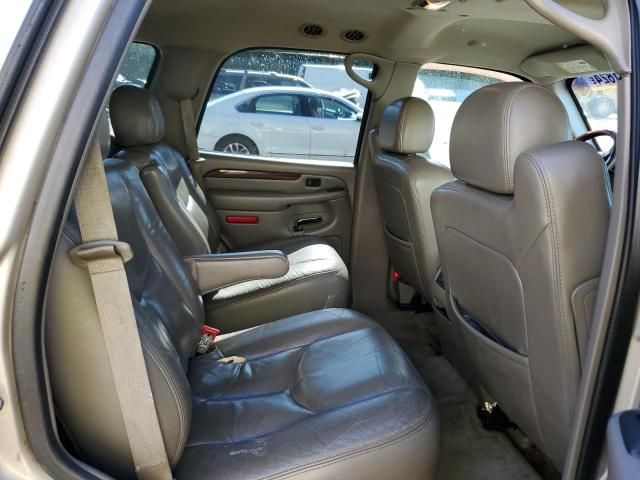 2004 Cadillac Escalade Luxury