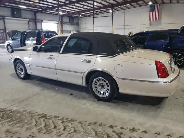 2000 Lincoln Town Car Cartier