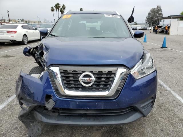 2019 Nissan Kicks S