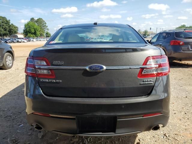 2018 Ford Taurus SEL