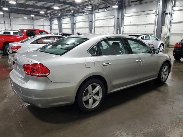 2012 Volkswagen Passat SE