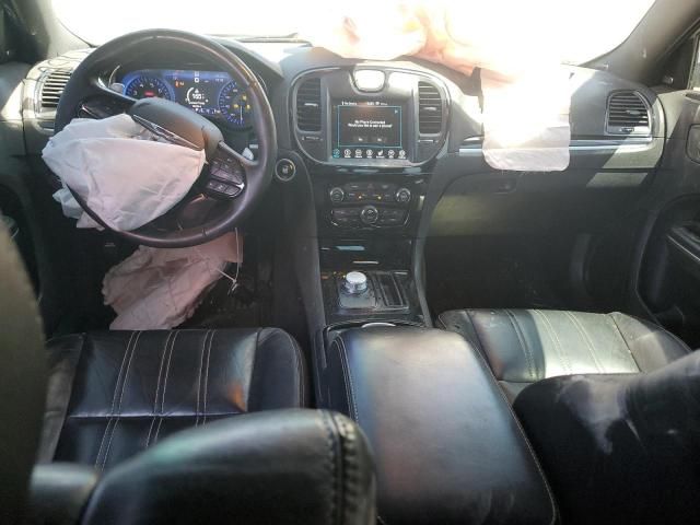 2018 Chrysler 300 s