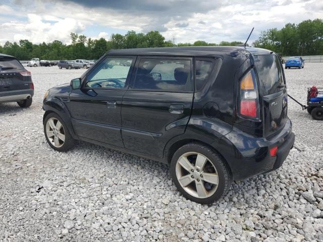 2010 KIA Soul +