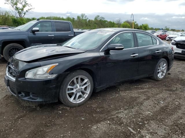 2010 Nissan Maxima S