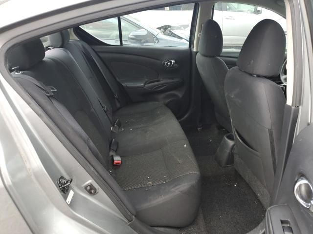 2013 Nissan Versa S