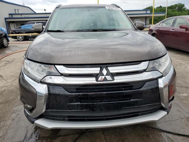 2016 Mitsubishi Outlander SE