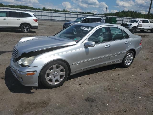 2005 Mercedes-Benz C 240