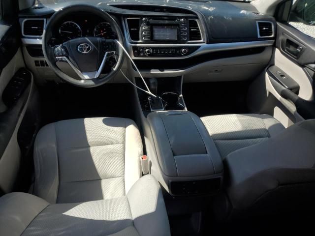 2014 Toyota Highlander LE