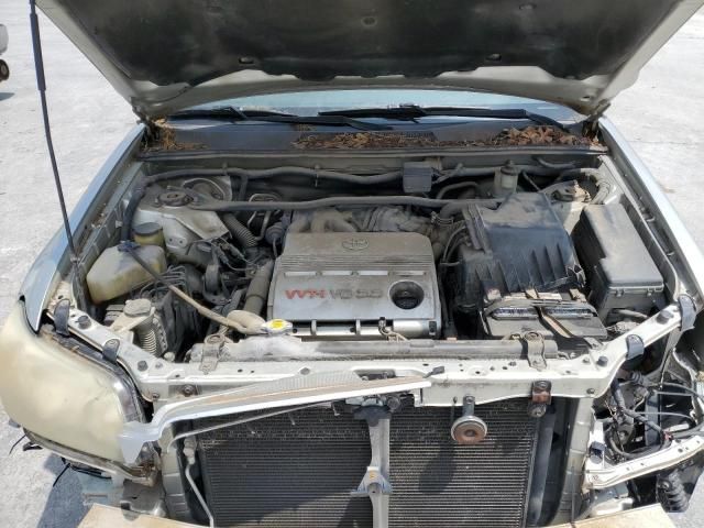 2004 Toyota Highlander Base