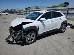 Vehiculos salvage en venta de Copart Bakersfield, CA: 2022 Hyundai Kona SEL