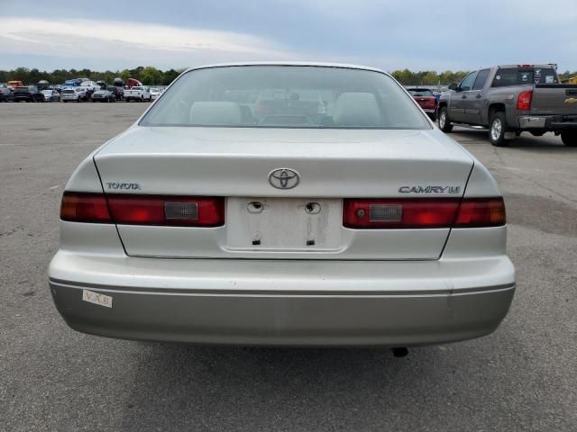 1999 Toyota Camry LE