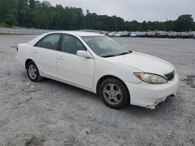 2005 Toyota Camry LE