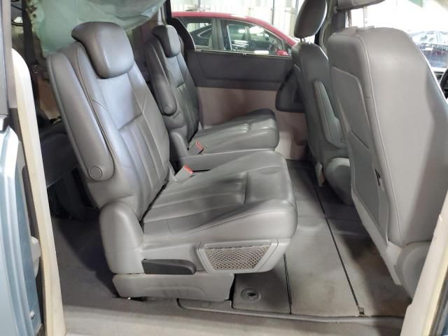 2008 Chrysler Town & Country Touring