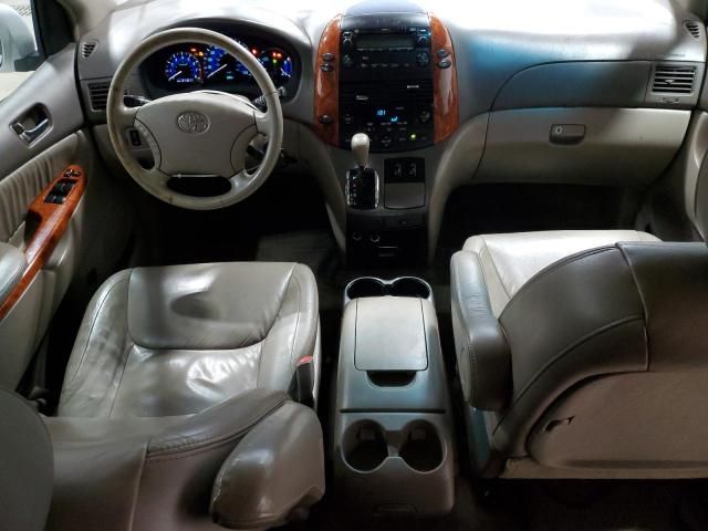 2008 Toyota Sienna XLE