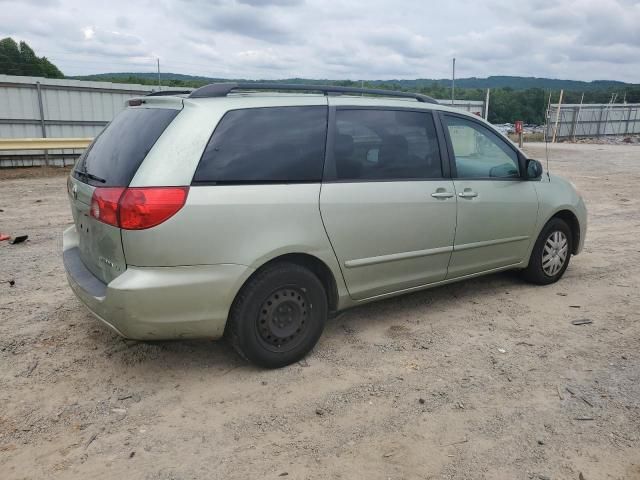 2009 Toyota Sienna CE