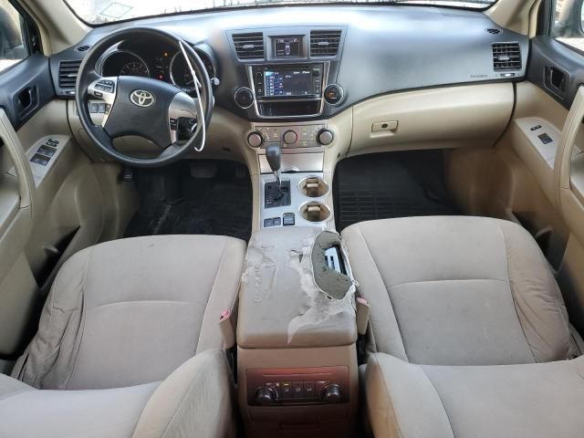 2013 Toyota Highlander Base