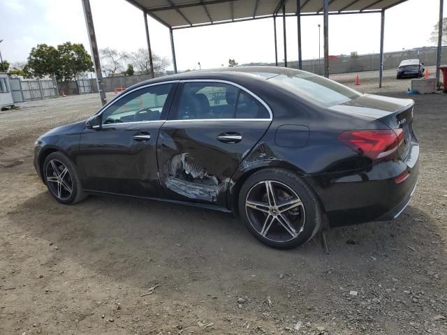 2019 Mercedes-Benz A 220