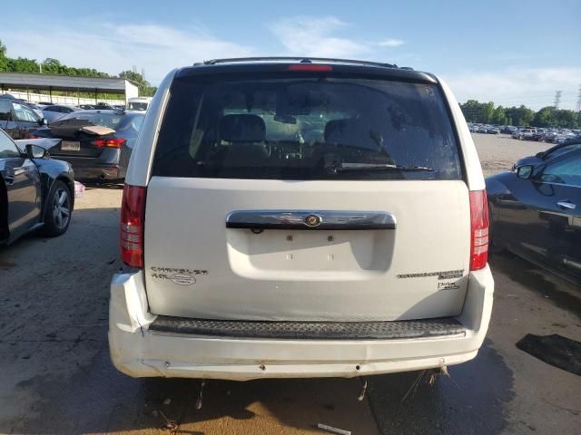 2010 Chrysler Town & Country Touring Plus