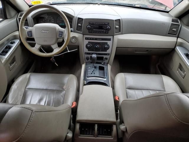 2005 Jeep Grand Cherokee Laredo