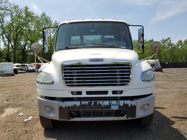 2013 Freightliner M2 106 Medium Duty