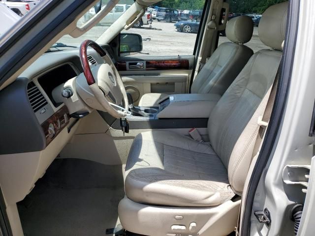 2004 Lincoln Navigator