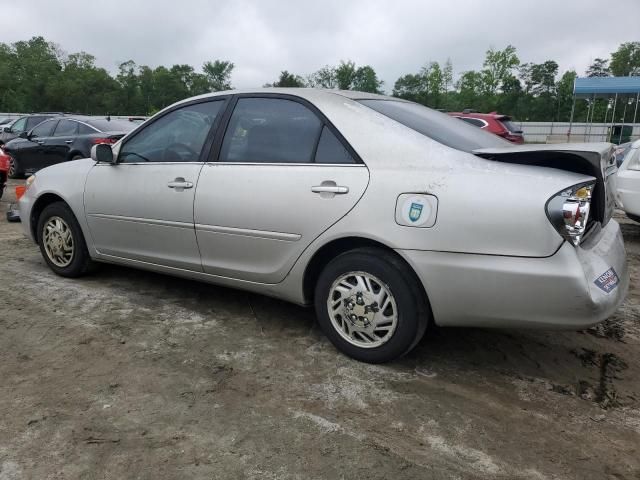 2005 Toyota Camry LE